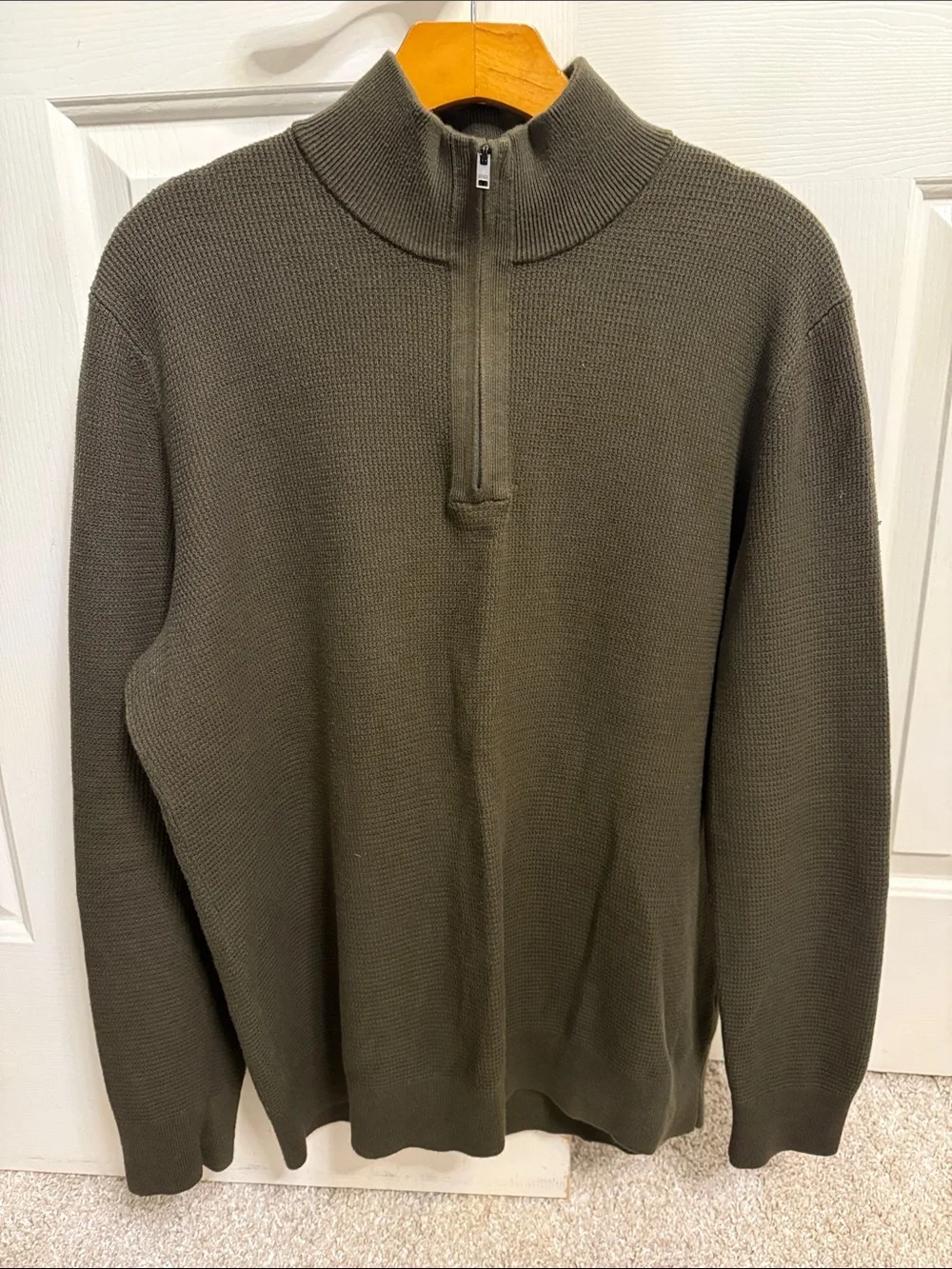 Banana Republic Men's Zip-Neck Sweater in Olive